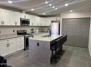 6902 S Angora Loop Ave in El Paso, TX - Building Photo - Building Photo