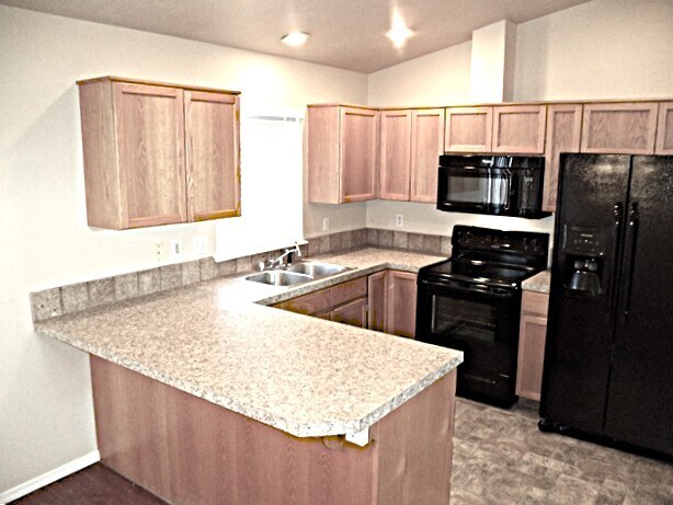 2779 N Old Stone Way in Meridian, ID - Building Photo - Building Photo