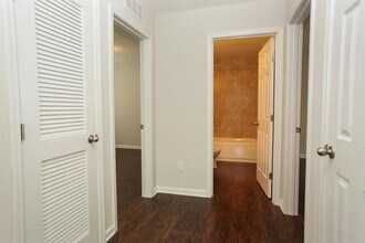 8207 Highfield Ave in Jacksonville, FL - Building Photo - Building Photo