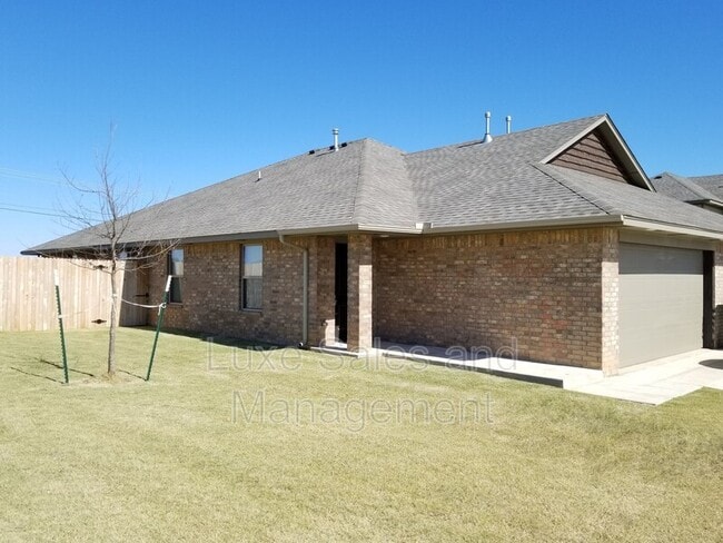 property at 8815 SW 45th St