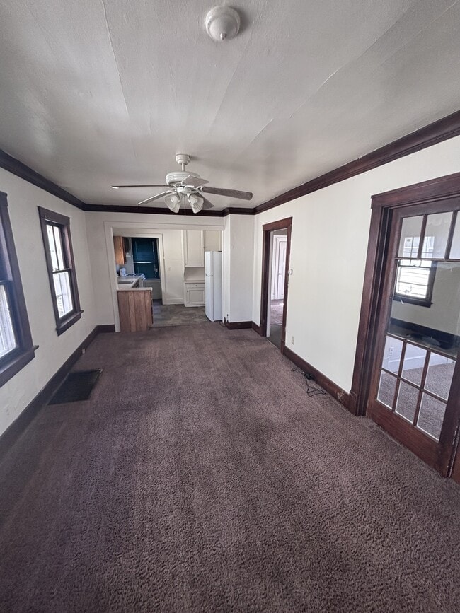 2222 N Ellis St in Peoria, IL - Building Photo - Building Photo