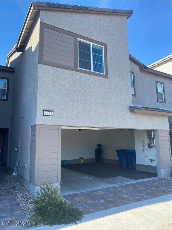 9215 Sky Pointe Dr in Las Vegas, NV - Building Photo - Building Photo