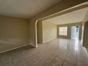 540 NW 29th Ave in Fort Lauderdale, FL - Building Photo - Building Photo