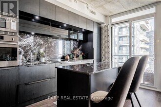 88-2388 Blue Jays Way in Toronto, ON - Building Photo - Building Photo
