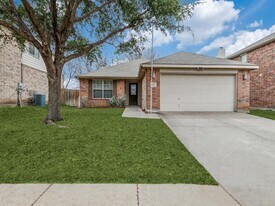 632 Condor Trail in Saginaw, TX - Building Photo
