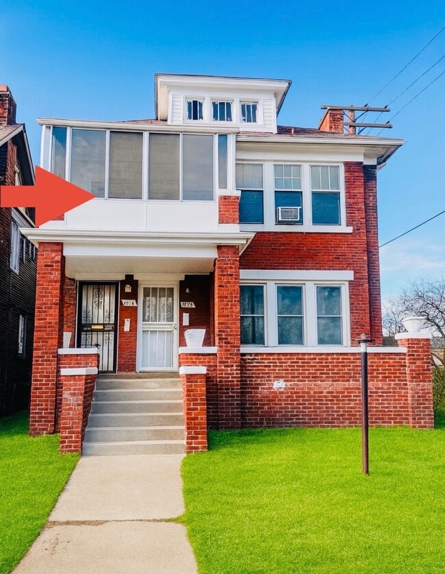 property at 1928 Gladstone St