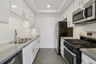 960 N. Alfred in Los Angeles, CA - Building Photo - Interior Photo