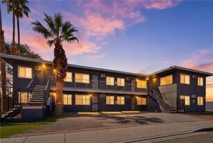 180 W New York Ave in Las Vegas, NV - Building Photo