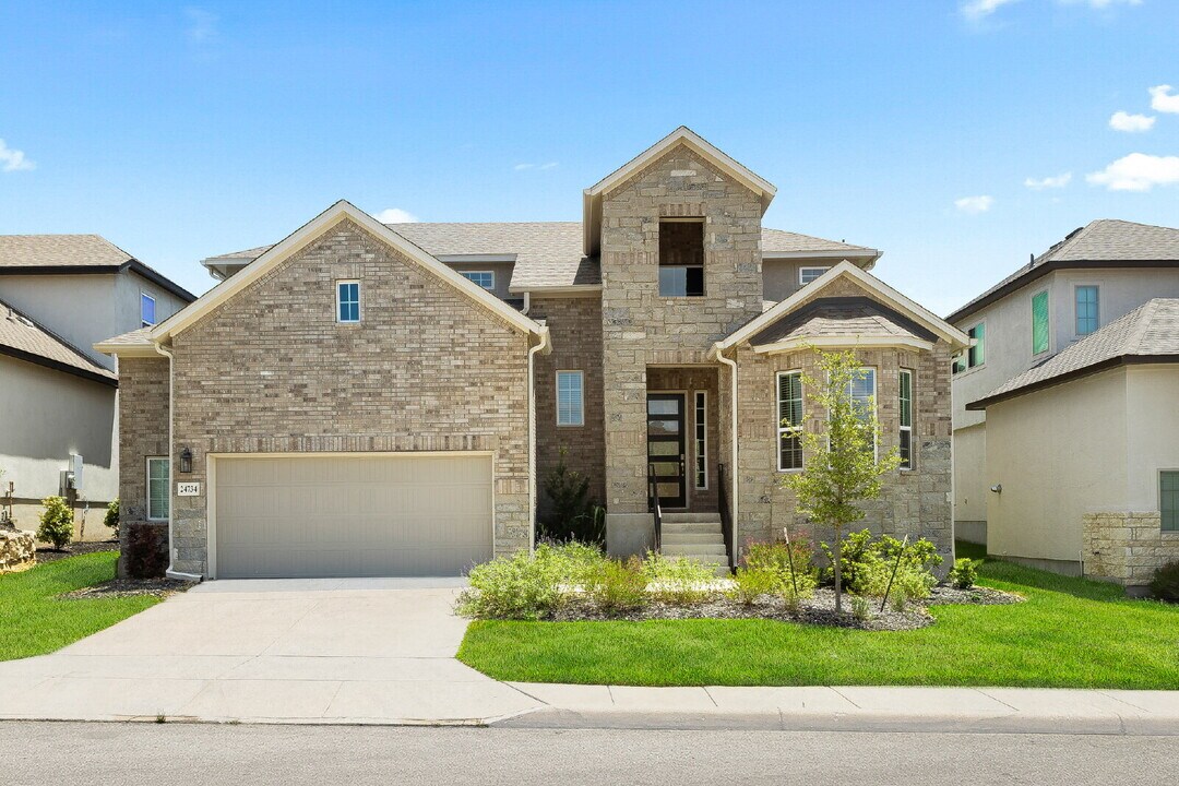 24734 Resort Pkwy in San Antonio, TX - Building Photo