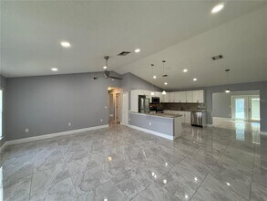 3239 Cottonwood Ct in Kissimmee, FL - Building Photo - Building Photo
