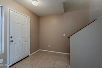 5764 E Everhart Ln in Florence, AZ - Foto de edificio - Building Photo