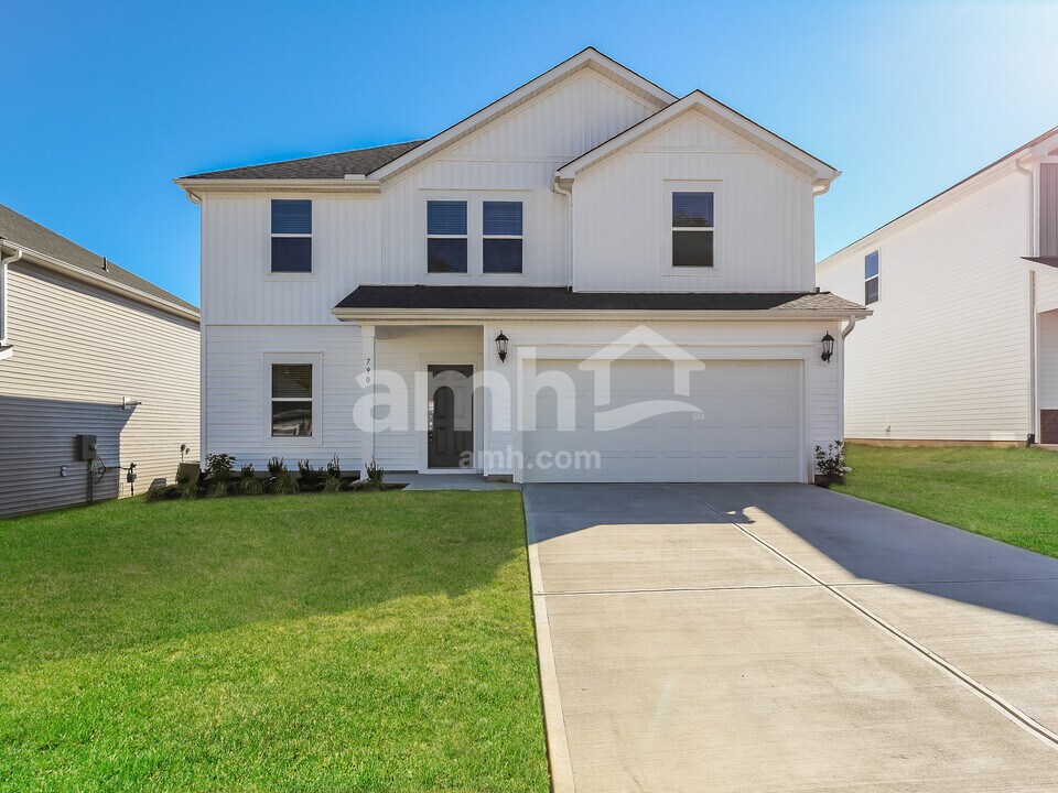 790 Treeline Rd in Moore, SC - Foto de edificio