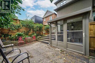 351 Windermere Ave in Toronto, ON - Building Photo