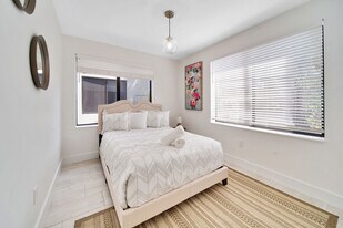 2166 SW 14th Terrace in Miami, FL - Building Photo