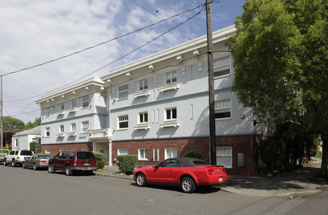 The Laurelwood in Portland, OR - Foto de edificio