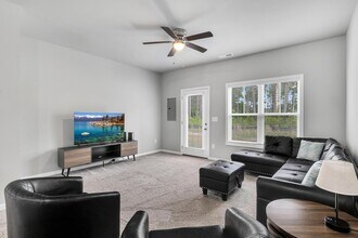 157 Buckhorn Ave in Holly Ridge, NC - Building Photo - Building Photo