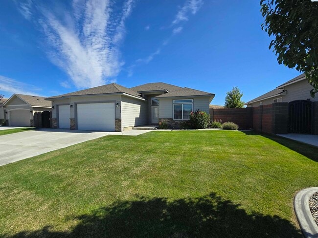 property at 6988 W 31st Ave