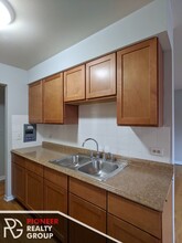 510 W Briar Pl, Unit 1 in Chicago, IL - Building Photo - Building Photo