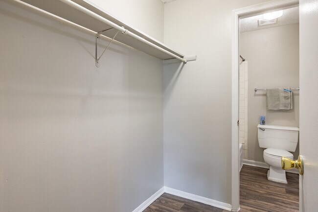 The Lodge Apartments in Columbus, GA - Foto de edificio - Interior Photo