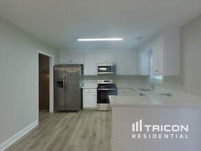 1955 Diamond Ridge Dr in Statham, GA - Building Photo - Building Photo