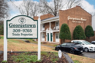 Georgetown Manor in Durham, NC - Building Photo - Building Photo