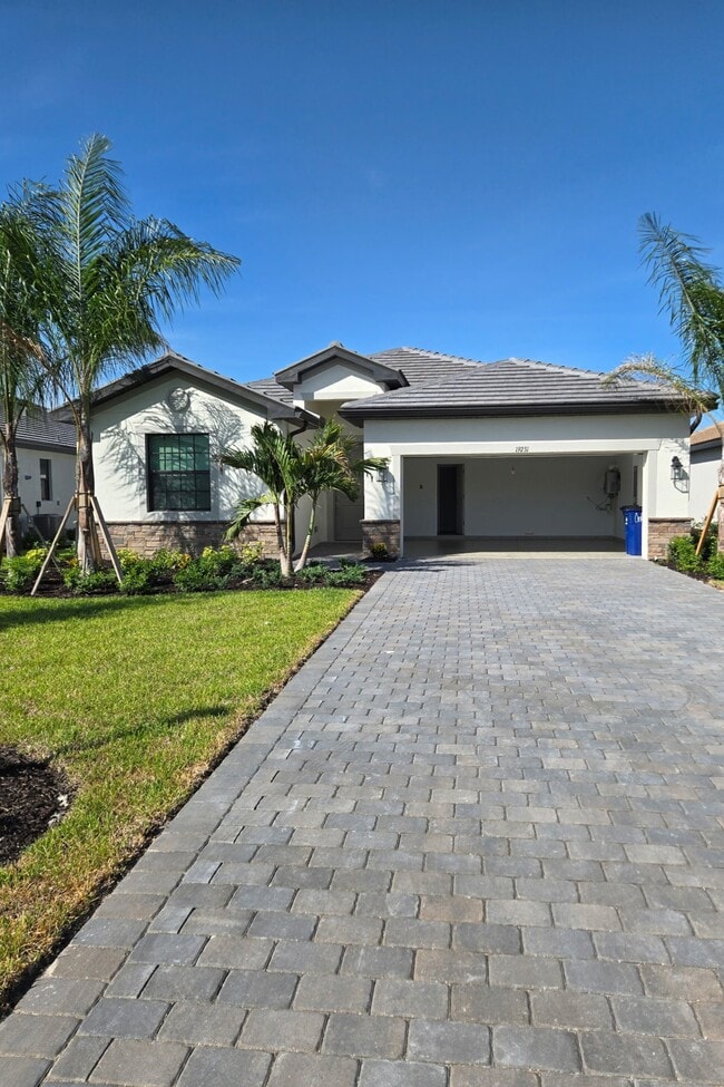 property at 19231 Gentry Pl
