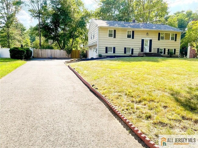 94 Princeton Hightstown Rd in West Windsor Township, NJ - Building Photo - Building Photo