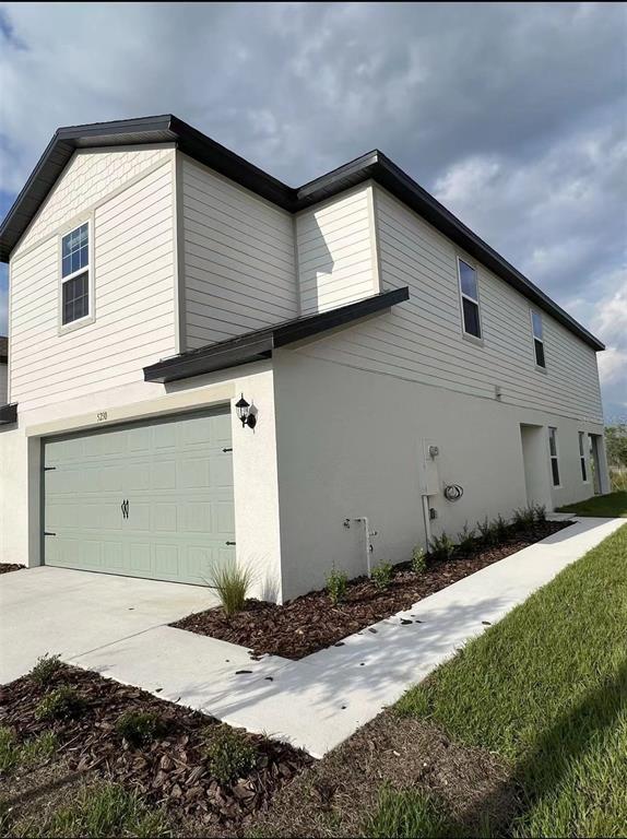 5230 New Friendship Pl in Tampa, FL - Building Photo - Building Photo
