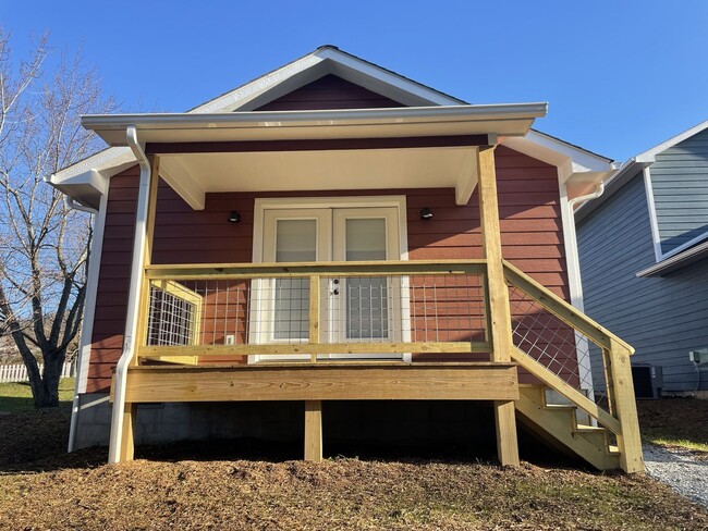 175 Delmar St in Boone, NC - Foto de edificio - Building Photo