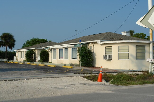 160 Vilano Rd in St. Augustine, FL - Foto de edificio - Other