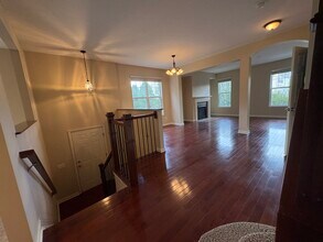 2793 Acarie Dr in Columbus, OH - Building Photo - Building Photo
