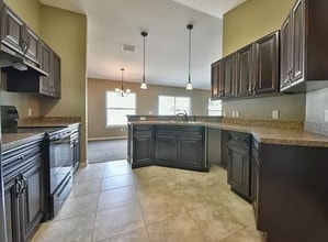 2 Olive Dr in Ocala, FL - Building Photo - Building Photo