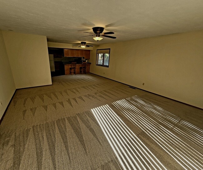 1711 W Koch St, Unit Cedarwinds #34 in Bozeman, MT - Building Photo - Building Photo