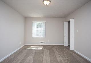 Nirvana Cranbrook in College Park, GA - Building Photo - Interior Photo