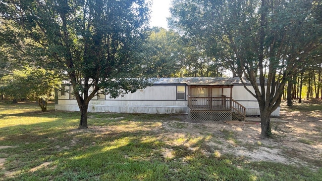 property at 1050 Deborah Ln