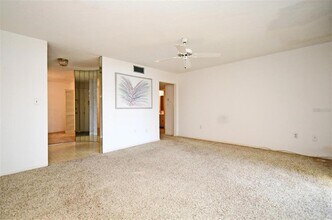 536 Orange Dr in Altamonte Springs, FL - Building Photo - Building Photo