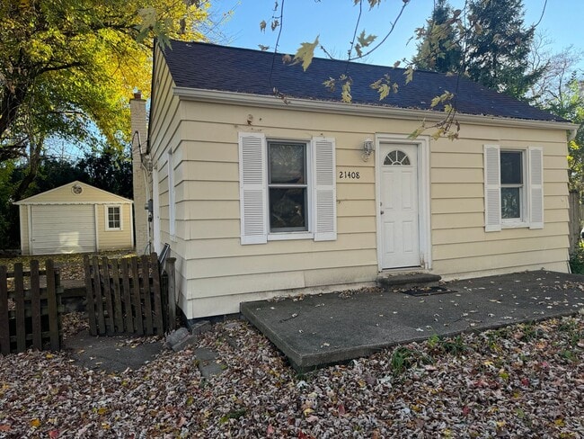 21408 Collingham Ave in Farmington Hills, MI - Building Photo - Building Photo