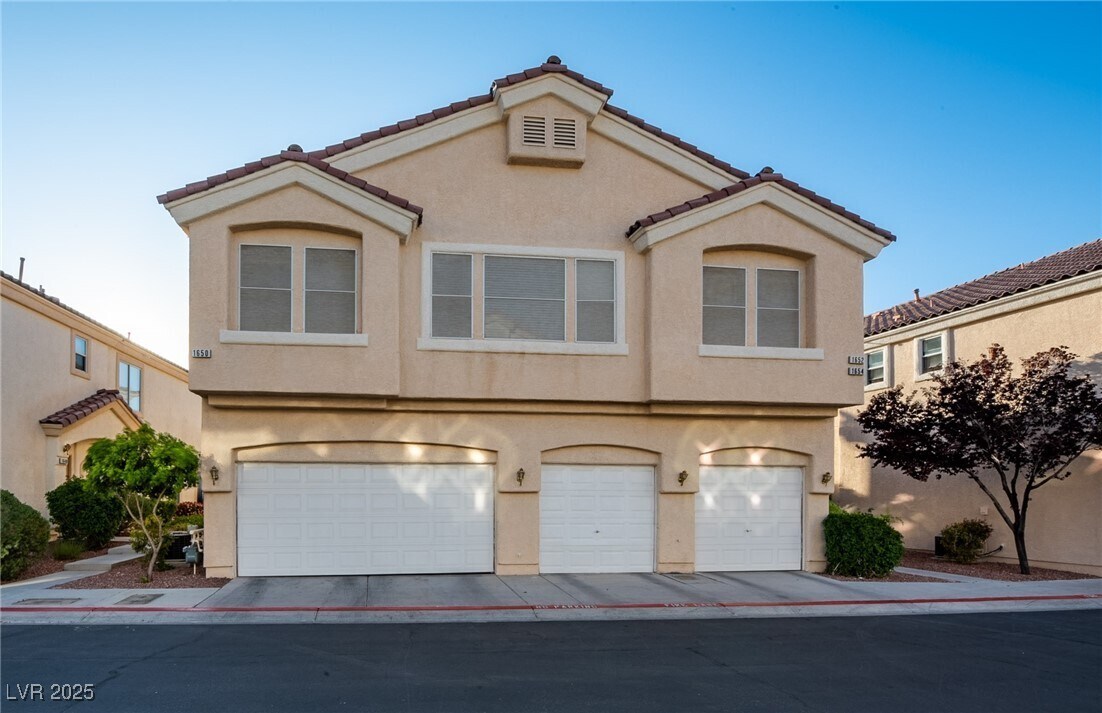 1650 Lefty Garcia Way in Henderson, NV - Building Photo