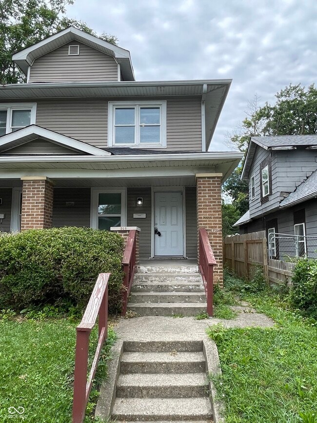 property at 916 N Tuxedo St