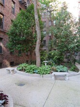 8315 116th St in New York, NY - Foto de edificio - Building Photo