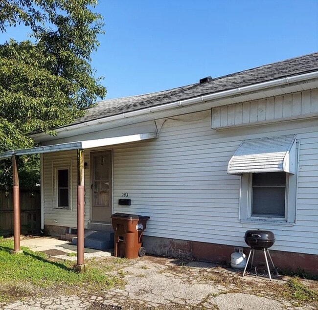 property at 293 E Main St