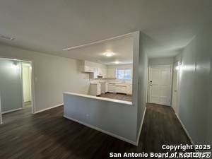 6106 Evers Rd in San Antonio, TX - Building Photo