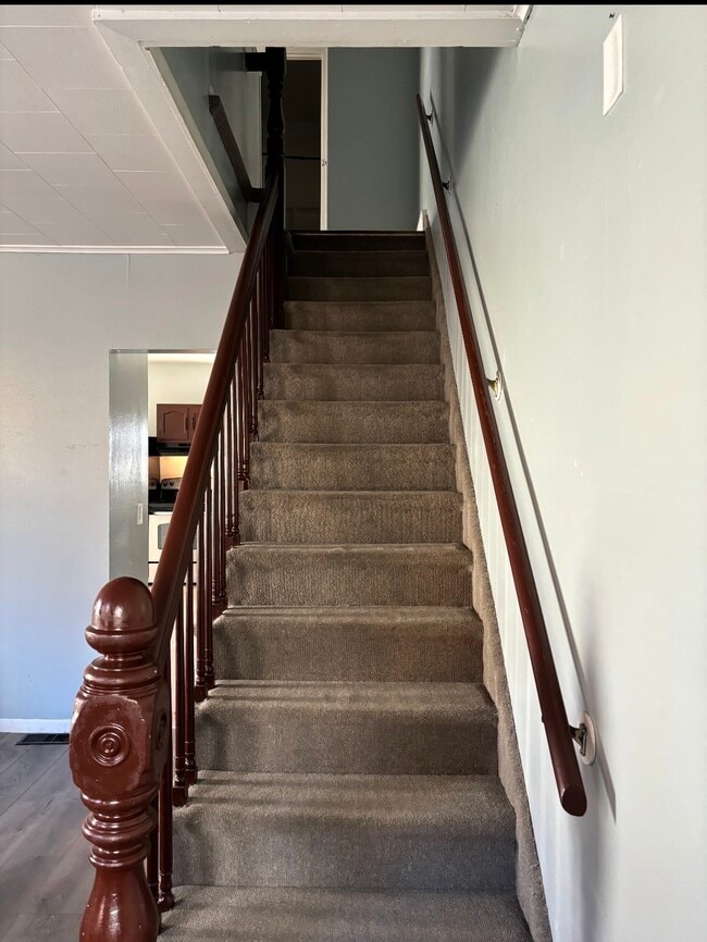 185 Lake St in Athol, MA - Building Photo - Building Photo