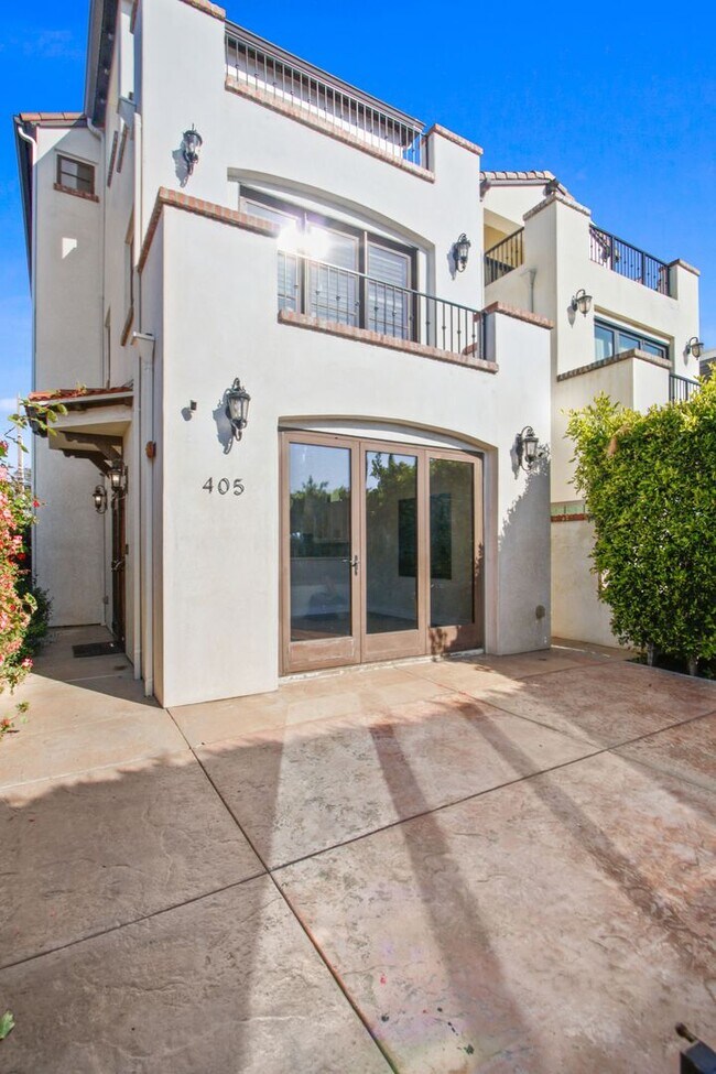 property at 405 14th St
