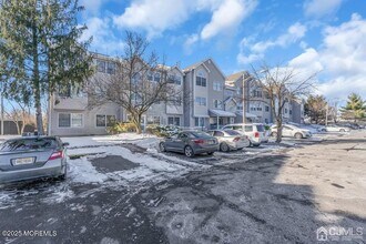 1236 Edpas Rd in North Brunswick, NJ - Building Photo - Building Photo
