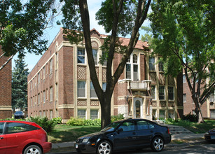 3534-3538 Grand Ave S in Minneapolis, MN - Building Photo - Building Photo