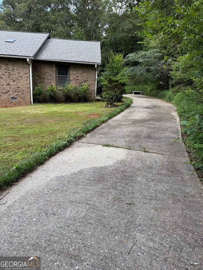 105 Crestwood Cir in Centerville, GA - Building Photo - Building Photo