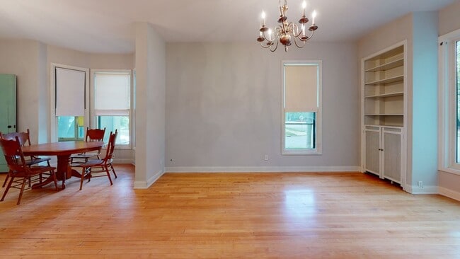 629 6th St SE in Minneapolis, MN - Building Photo - Building Photo