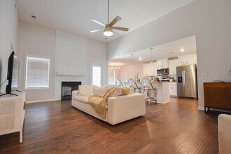 1288 Magnum Dr in Clarksville, TN - Building Photo - Building Photo