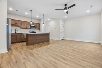 501 Jonathan Wade Cir in Clarksville, TN - Building Photo - Building Photo
